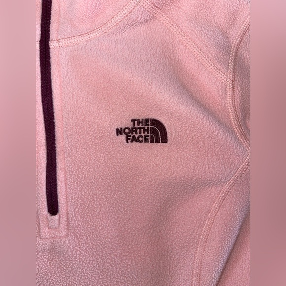 North Face || women’s 1/4 zip up Baby Pink Fleece Pullover size Small - Picture 3 of 8